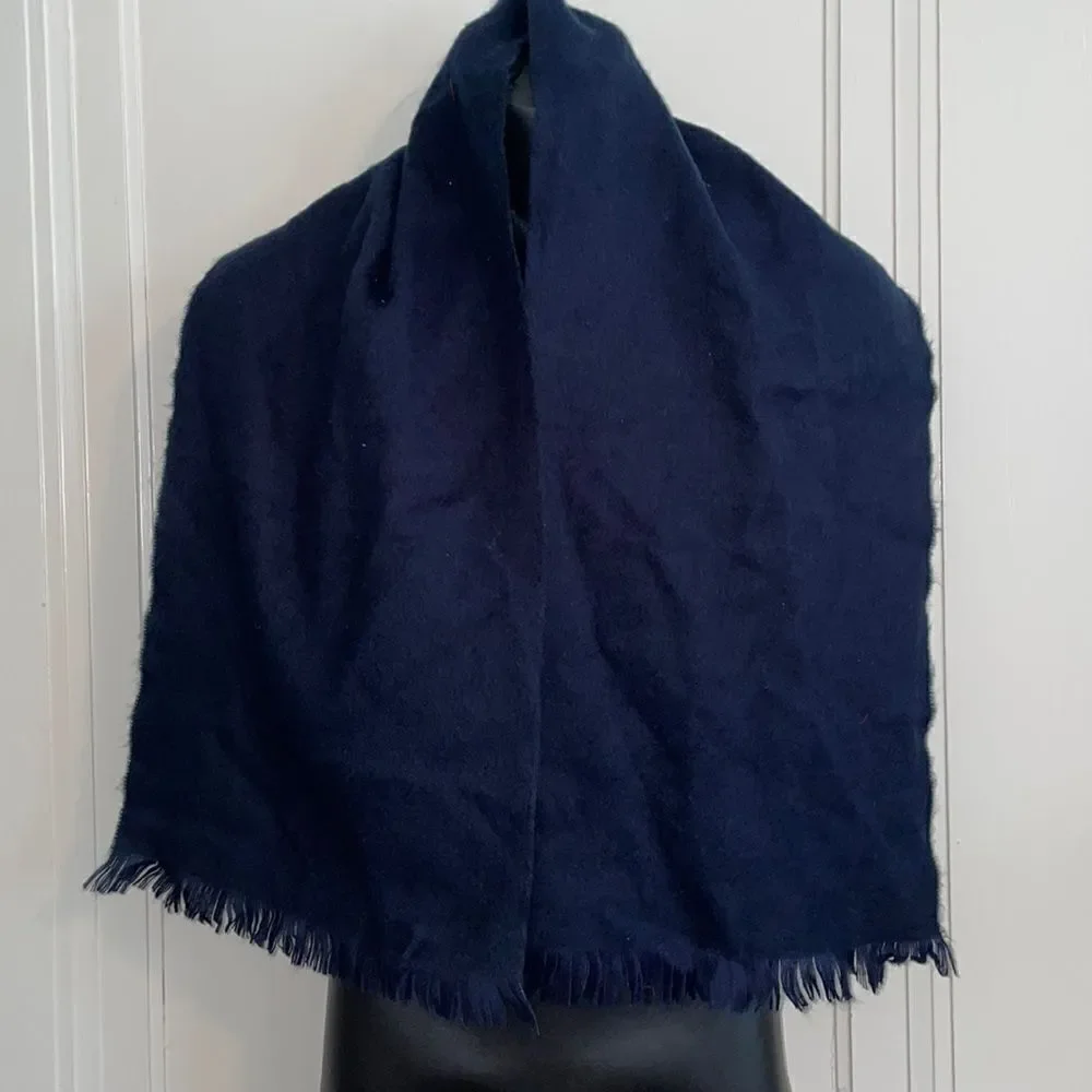 Halston‎ dark navy blue acrylic winter scarf with fringe